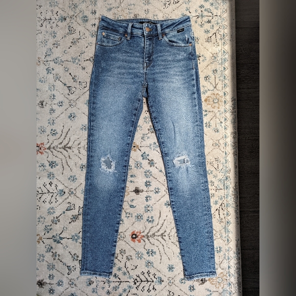Mavi "Alissa" Denim Jeans - 26x28 - Picture 1 of 13